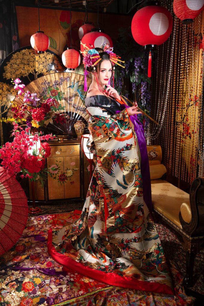 Bec is a travel blogger from Sydney who travelled solo to Japan. Here she is styled as a traditional Japanese courtesan photographed by Studio Esperanto in Kyoto