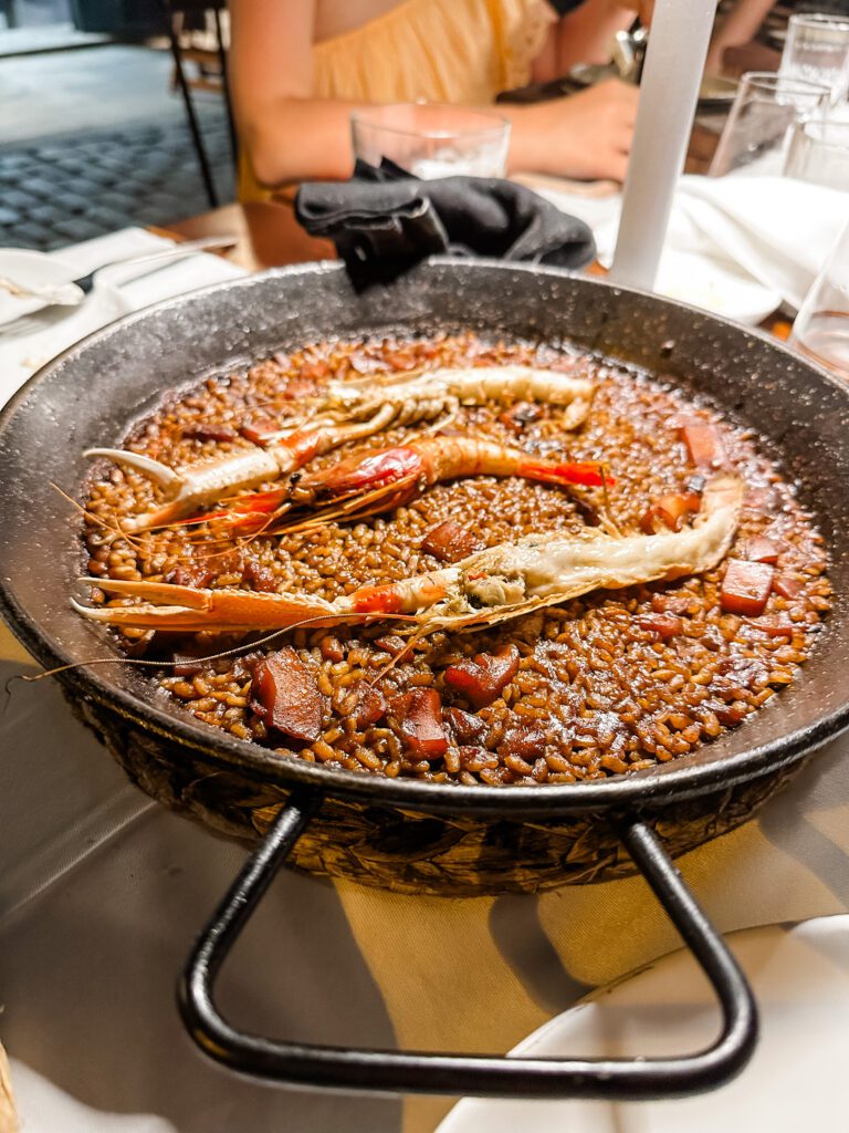 The best, most delicious food at Casa Amalia in Barcelona, Spain. Seafood paella. Best seafood paella in Barcelona. 